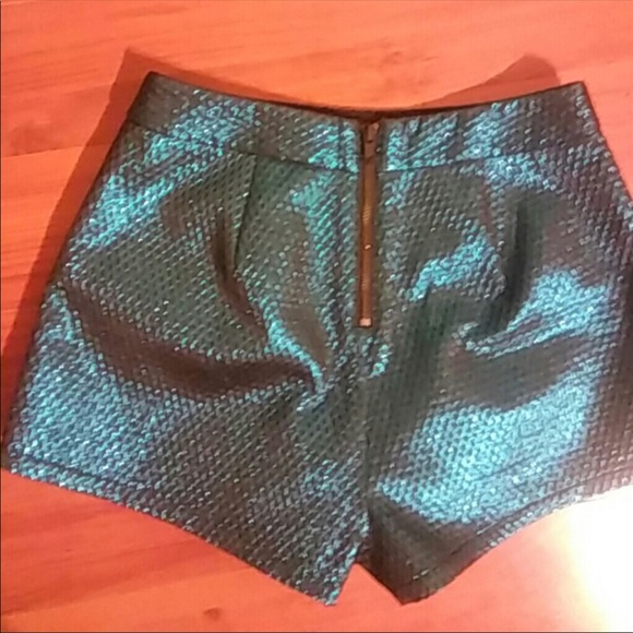 Nasty gal high waisted shorts - Picture 4 of 4